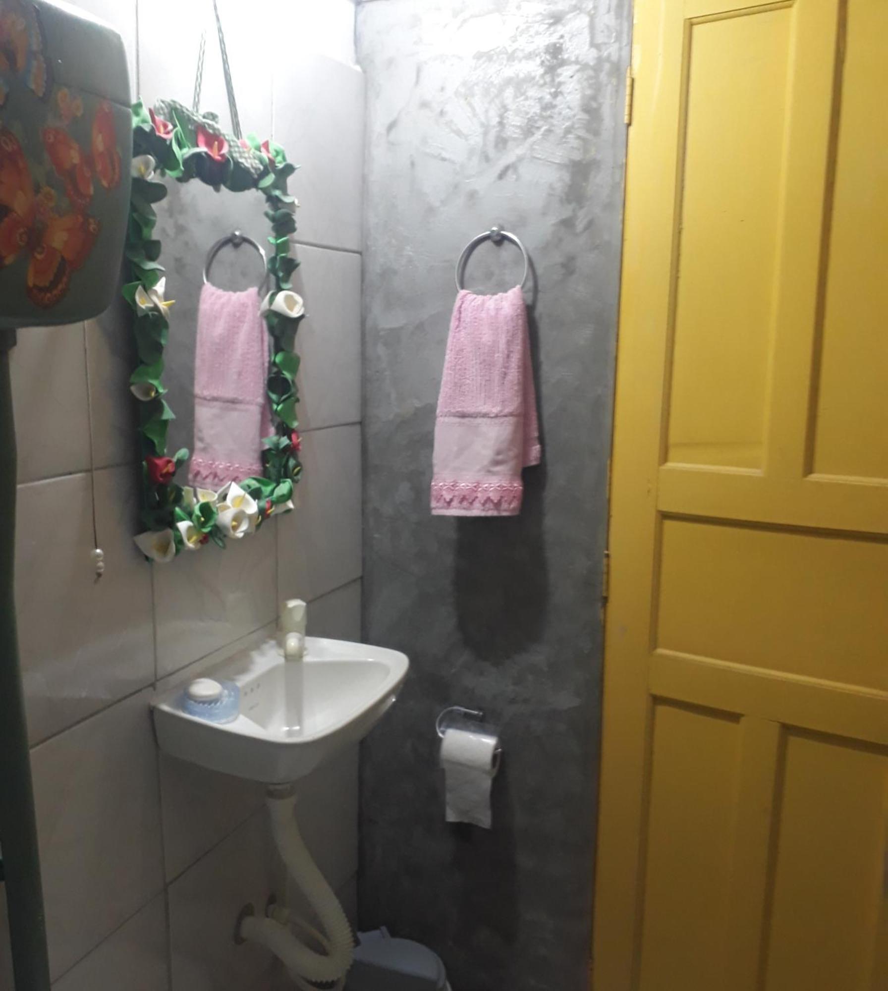 Perto Do Aeroporto De Salvador - Dona Pitanga Hostel 劳鲁-迪弗雷塔斯 外观 照片